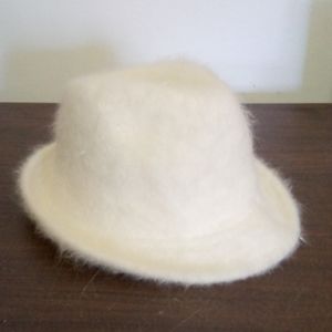 Vintage David & Young Angora Fedora Off White one size